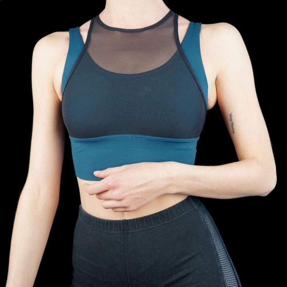 Lululemon blue sports bra